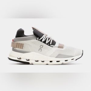 On Cloudnova Black/White